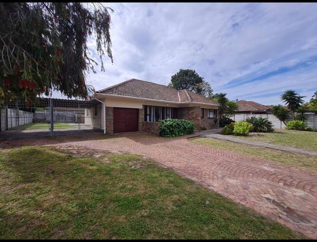 3 BEDROOM PROPERTY TO RENT IN DE LA HAYE